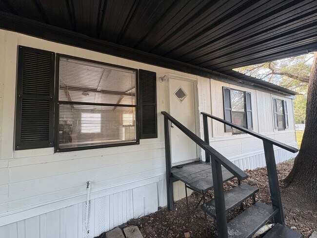 Building Photo - 11640 County Rd 579