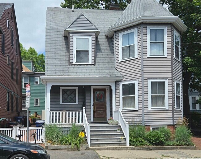 Building Photo - 9 Fayette St
