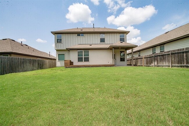 Building Photo - 317 Noddy Rd