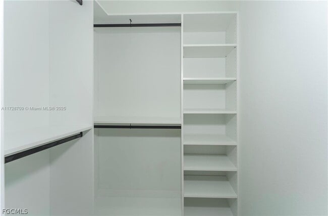 Building Photo - 729 Giorgio Ave