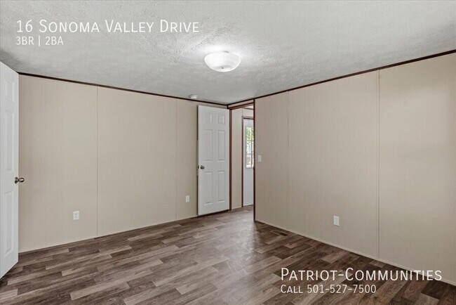 Building Photo - 16 Sonoma Dr