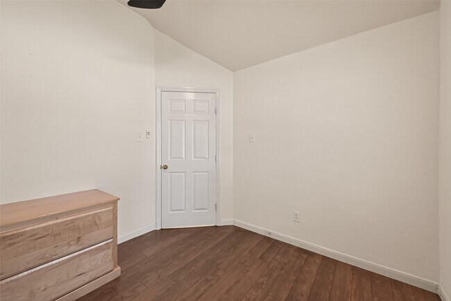 Building Photo - 12418 Shawwood Ct