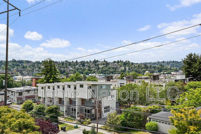Building Photo - 4142 3rd Ave NW