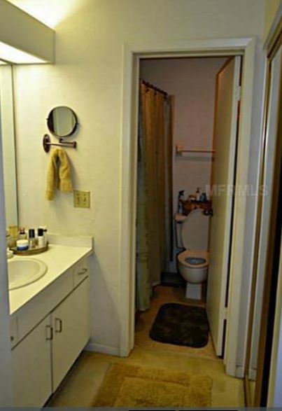 Building Photo - 1320 Daffodil Pl