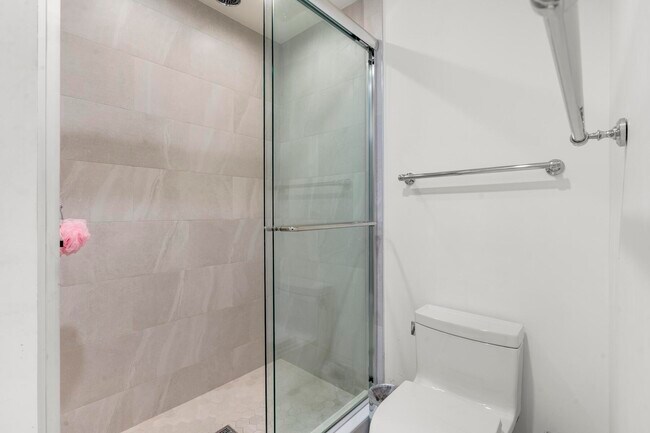 Building Photo - 14492 Equestrian Way