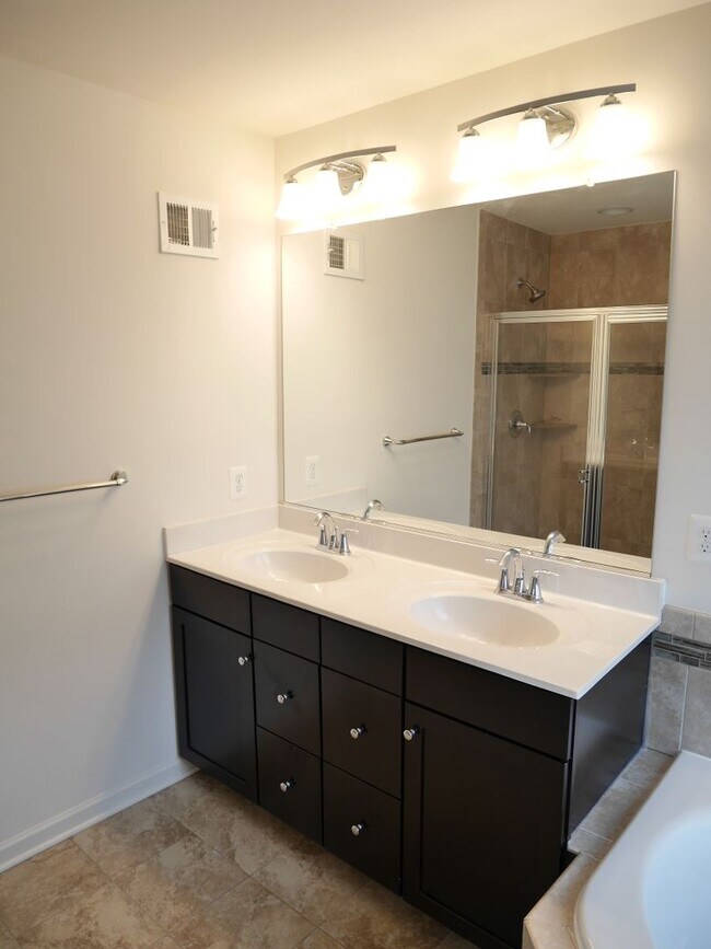 Building Photo - Large End-Unit Townhome- Owings Mills, MD
