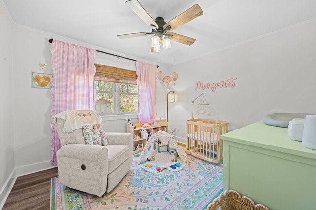 Building Photo - 6115 Gondolier Dr