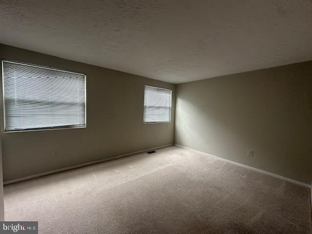 Building Photo - 5713 Heming Ave