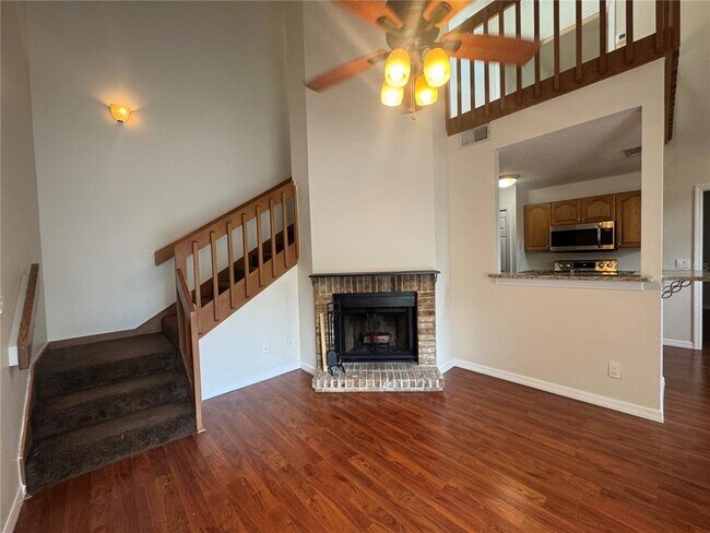 Building Photo - 964 Helmsley Ct