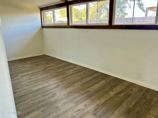 Building Photo - 5545 W State Ave