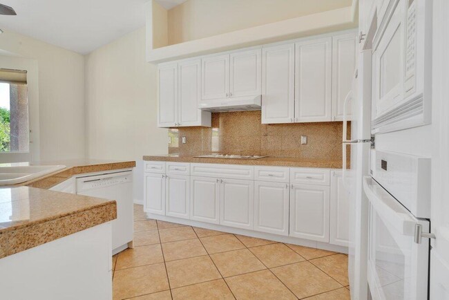 Building Photo - 67892 Mccallum Way