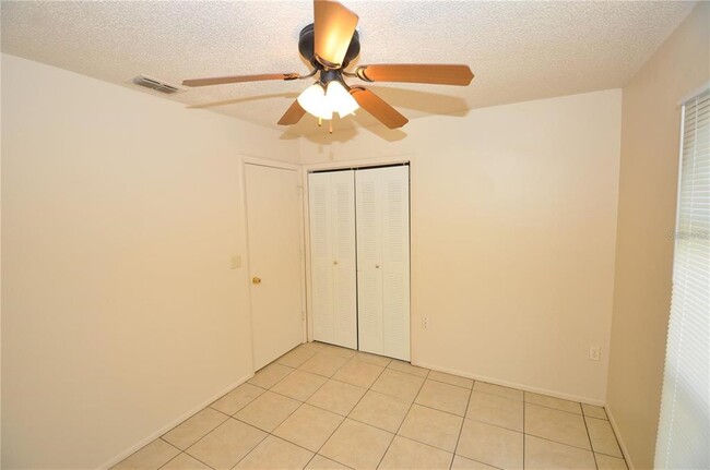 Building Photo - 400 Red Hawk Loop