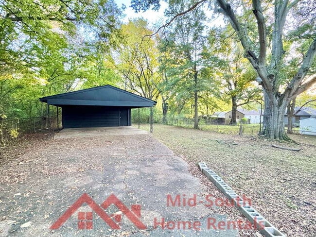 Building Photo - 655 Granada Rd