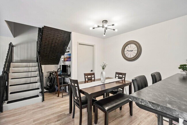 Building Photo - 3571 SW Sunset Trace Cir