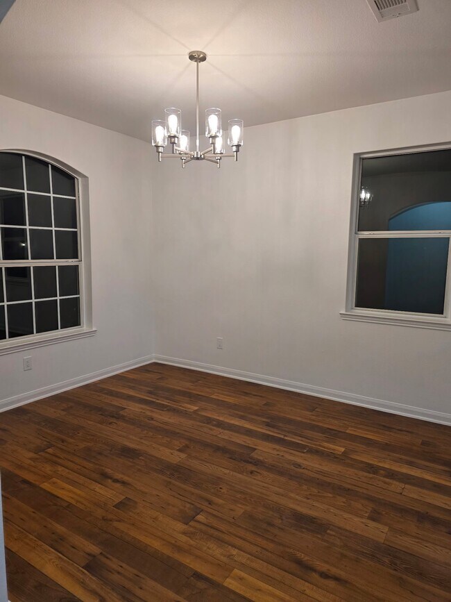 Building Photo - 1819 Opal Peach Dr