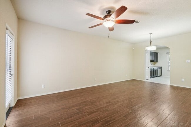 Building Photo - 5422 Sunlit Brk