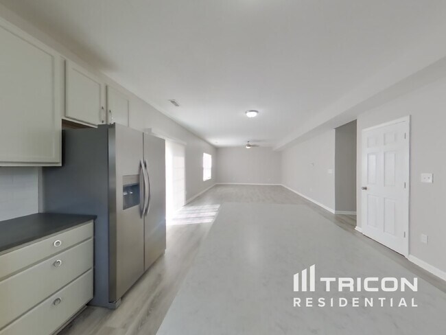 Building Photo - 176 Heartwood Hill