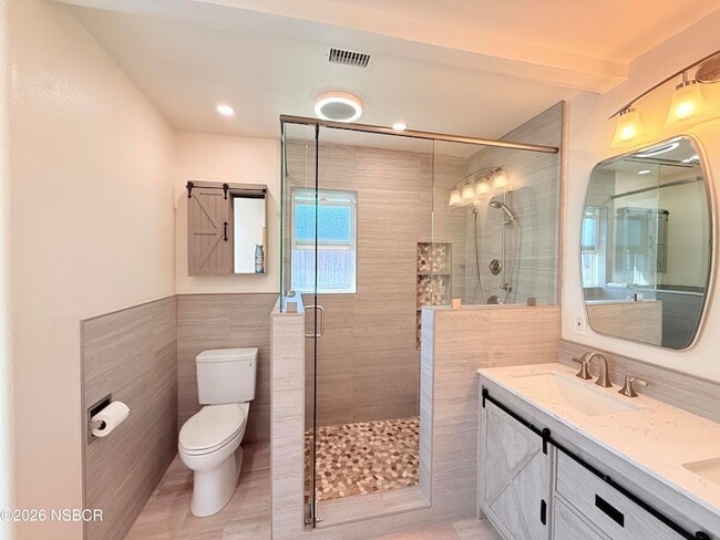 Building Photo - 4031 Hillview Rd