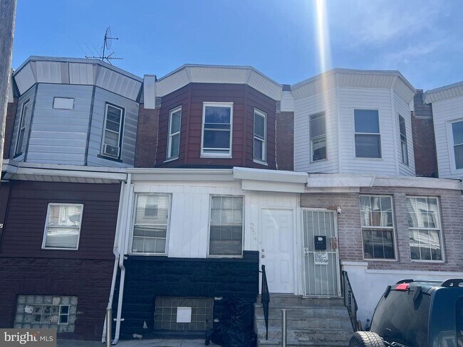 Building Photo - 254 W Sheldon St
