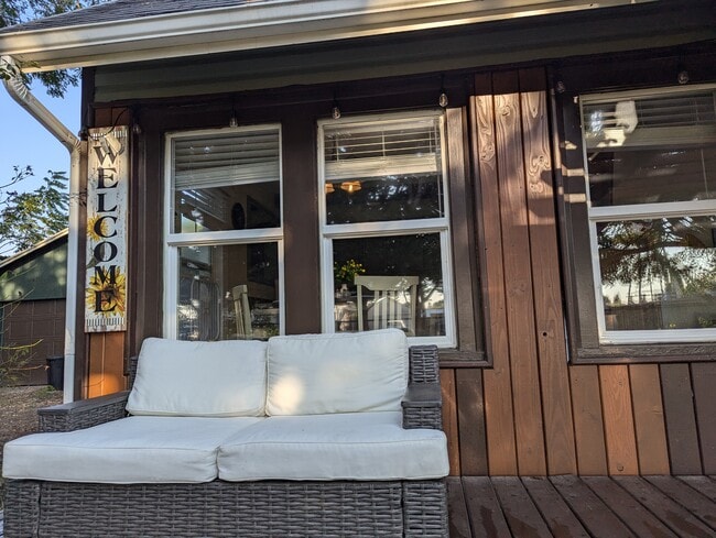 Building Photo - Farm House A