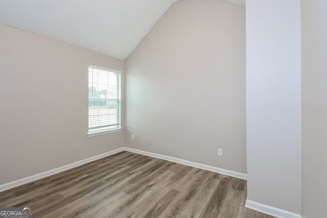 Building Photo - 310 Barshay Dr