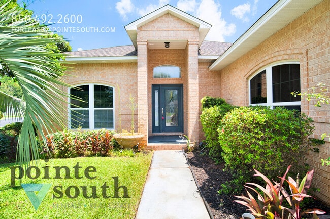 Building Photo - 1192 Longwood Dr