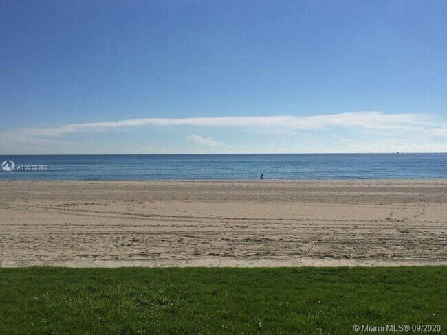 Building Photo - 2101 S Surf Rd