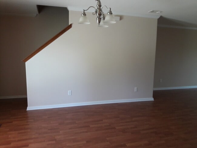 Building Photo - Lake Shore Subdivision-Port Wentworth