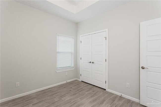 Building Photo - 4705 Mulberry Ave