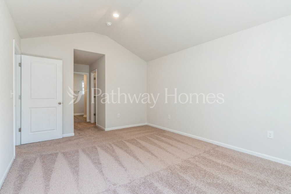 Building Photo - 6316 Lowe Ln