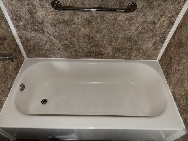 Building Photo - 2448 Burgandy Ln