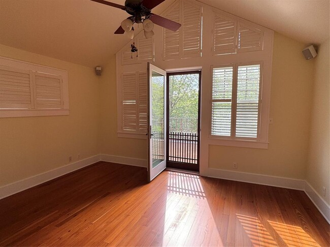 Building Photo - 4115 Avenue H