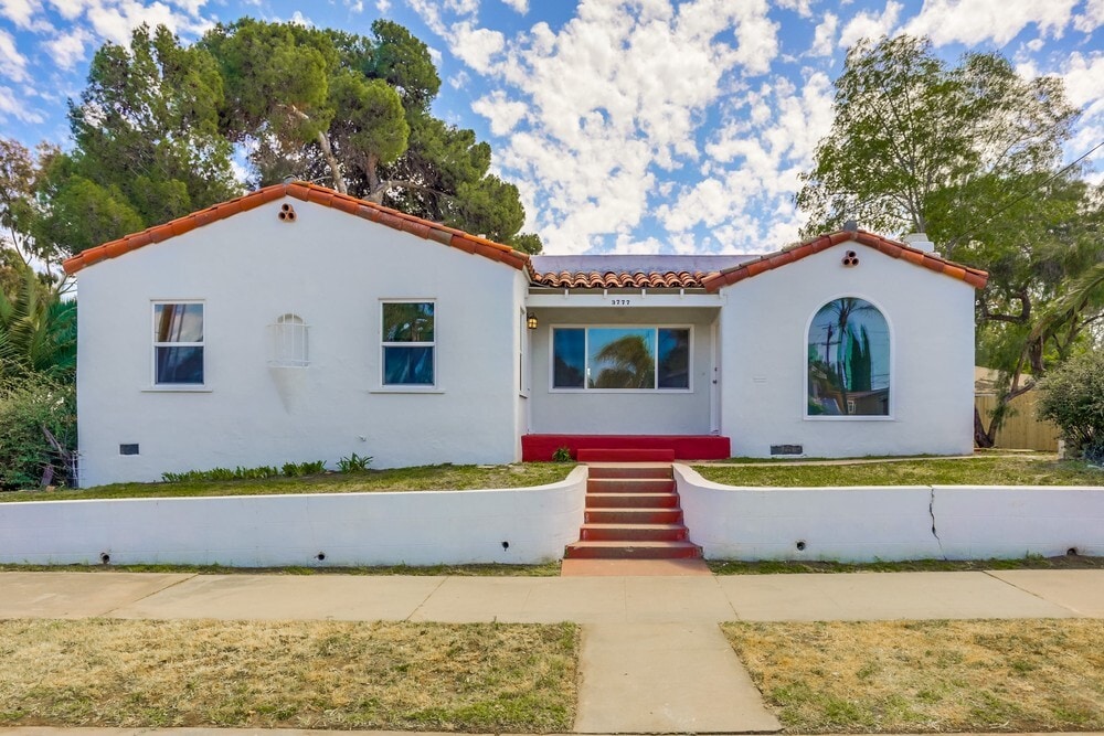 Building Photo - 3777 Dwight St