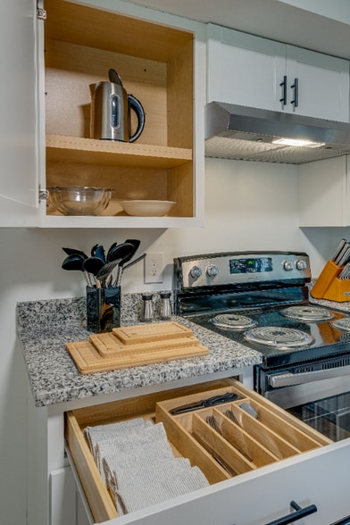 Building Photo - 179 Anderson Ln