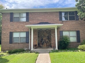 Building Photo - 9208 Pasadena Cir