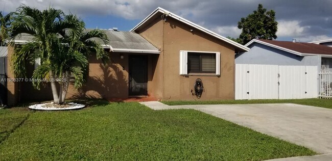 Building Photo - 16239 SW 305th St