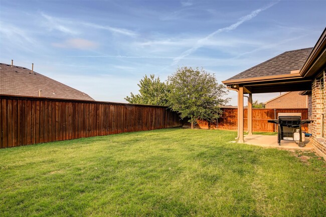 Building Photo - 2691 Costa Mesa Dr