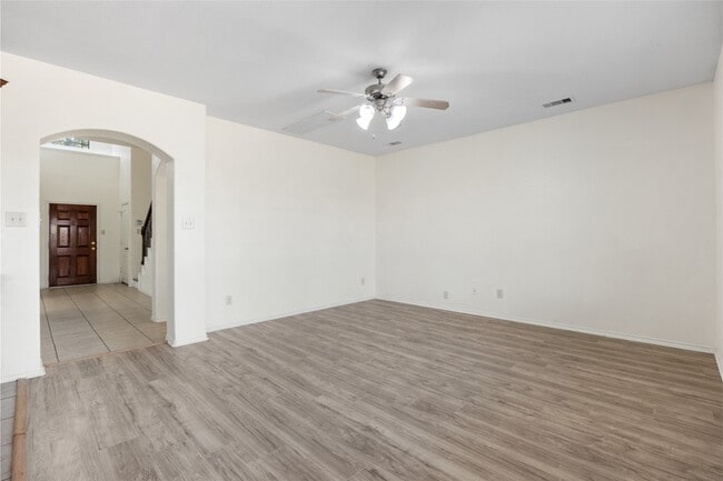 Building Photo - 23906 Fairport Harbor Ln