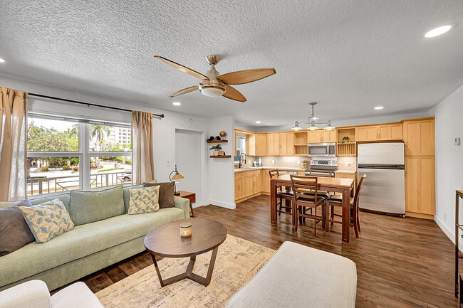 Building Photo - 2850 NE 14th Street Causeway