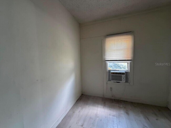 Building Photo - 4427 Raleigh St