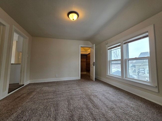 Building Photo - 1020 Berner St