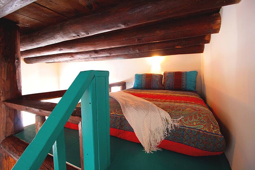 Building Photo - 250 Closson St