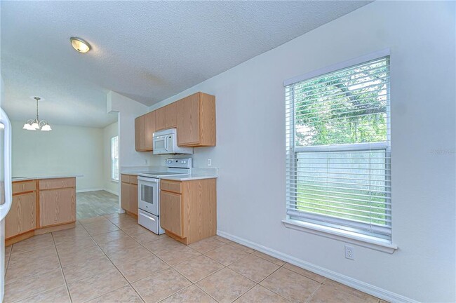 Building Photo - 18303 Elmhurst Ln