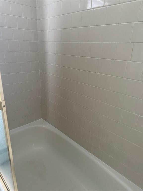 Building Photo - 13-15 Reservoir Ave