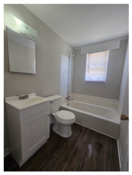 Building Photo - 2749 Howell Ct