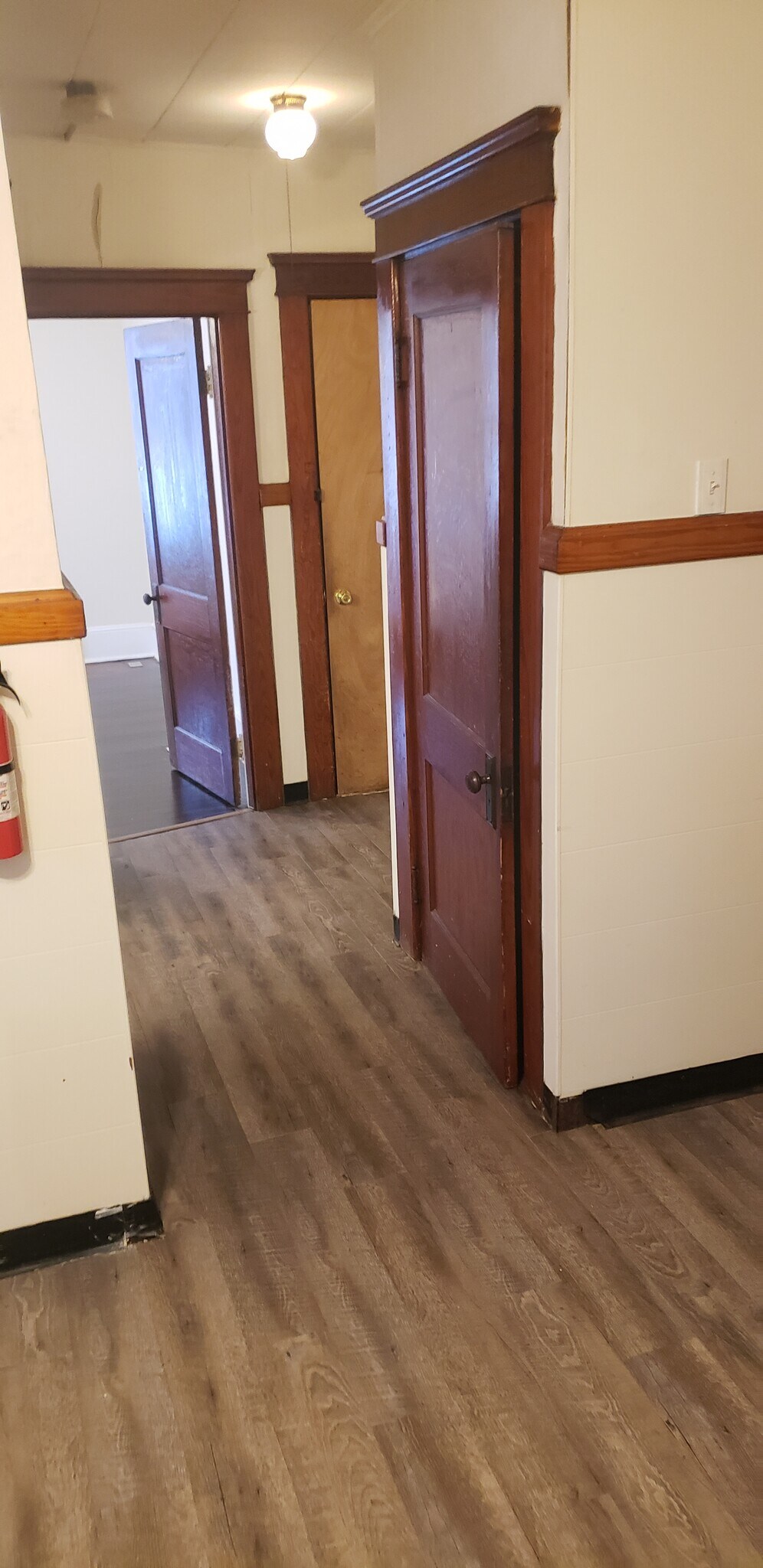 Building Photo - 36 Roberts St