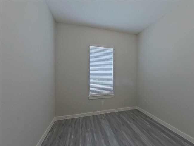 Building Photo - 22802 Terrazzo Dr