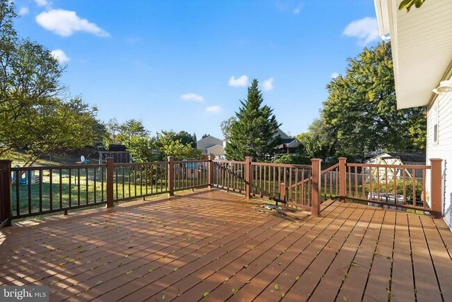 Building Photo - 7850 Greengate Way