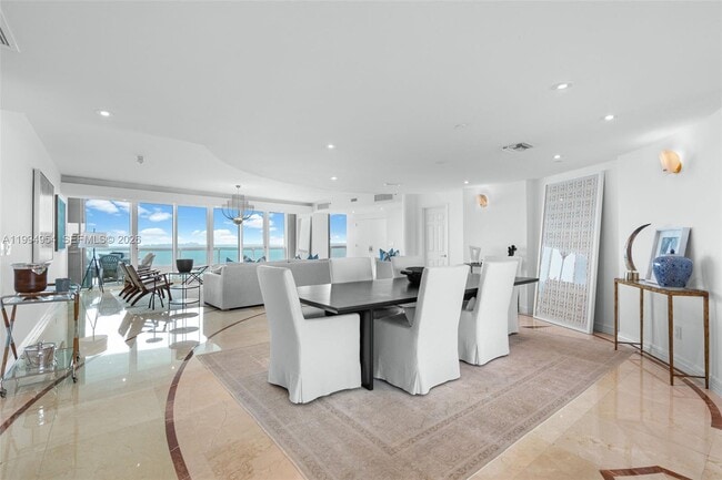 Building Photo - 1643 Brickell Ave