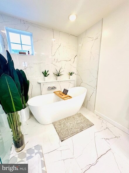 Building Photo - 17816 Singh Ct